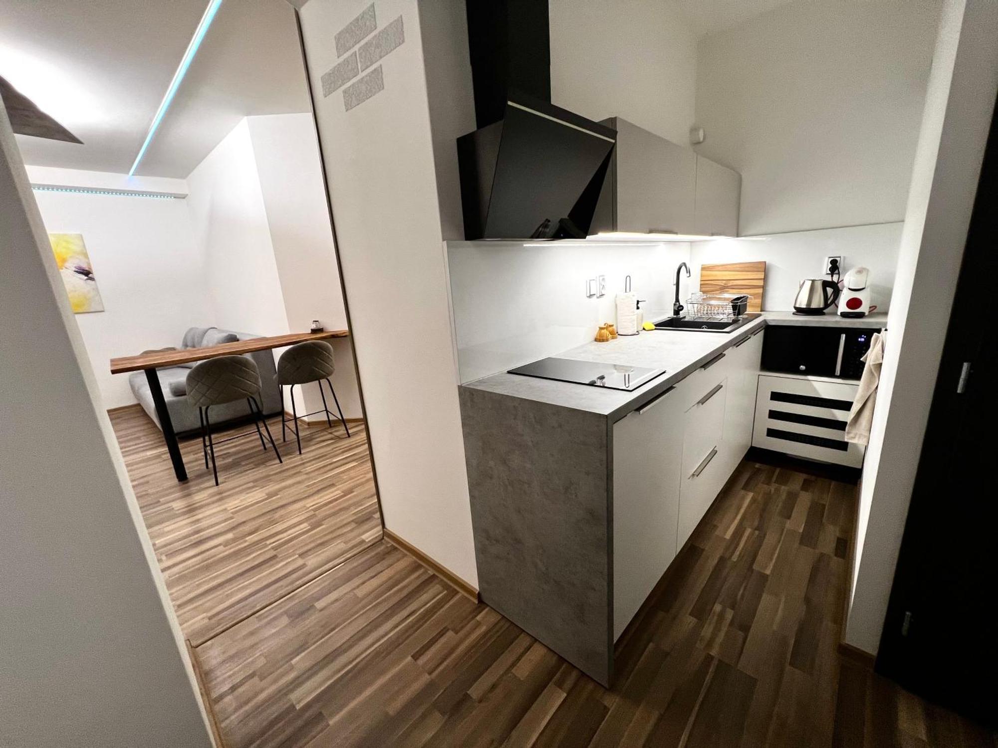 Palackeho Lobby Apartment Olomouc Exterior photo